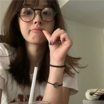 春闺怨女